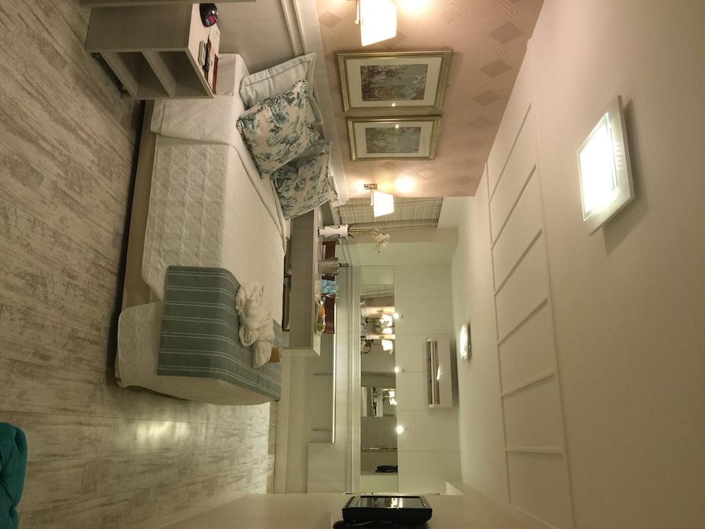 Palace Hotel קמפוס מראה חיצוני תמונה