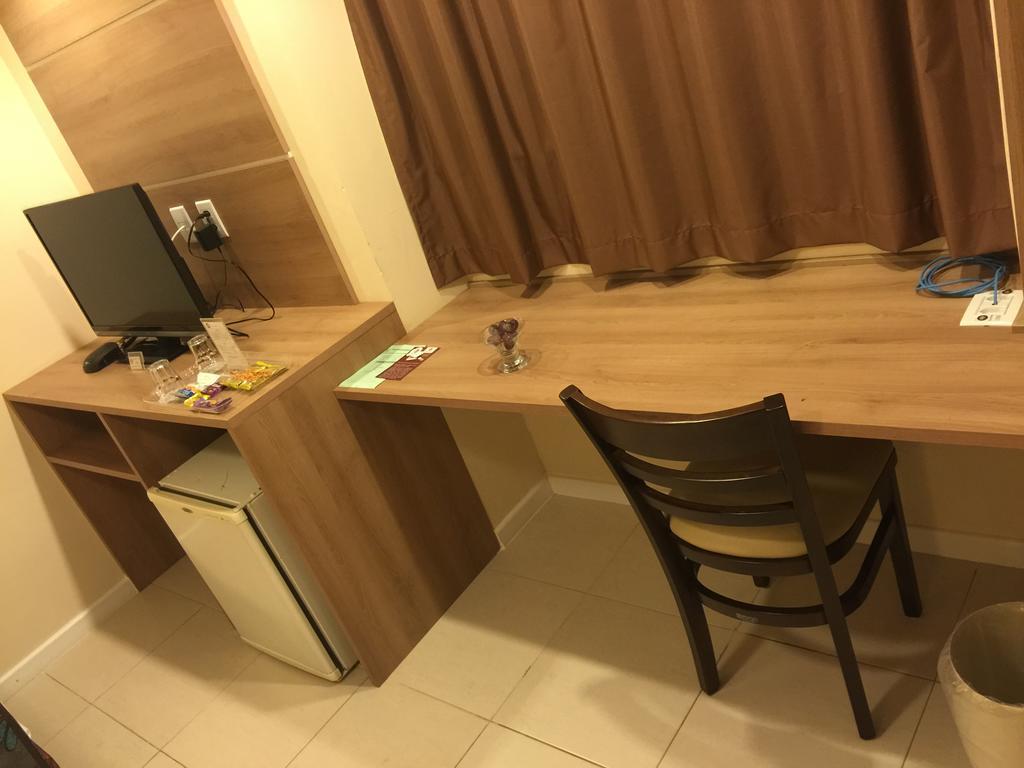 Palace Hotel קמפוס חדר תמונה