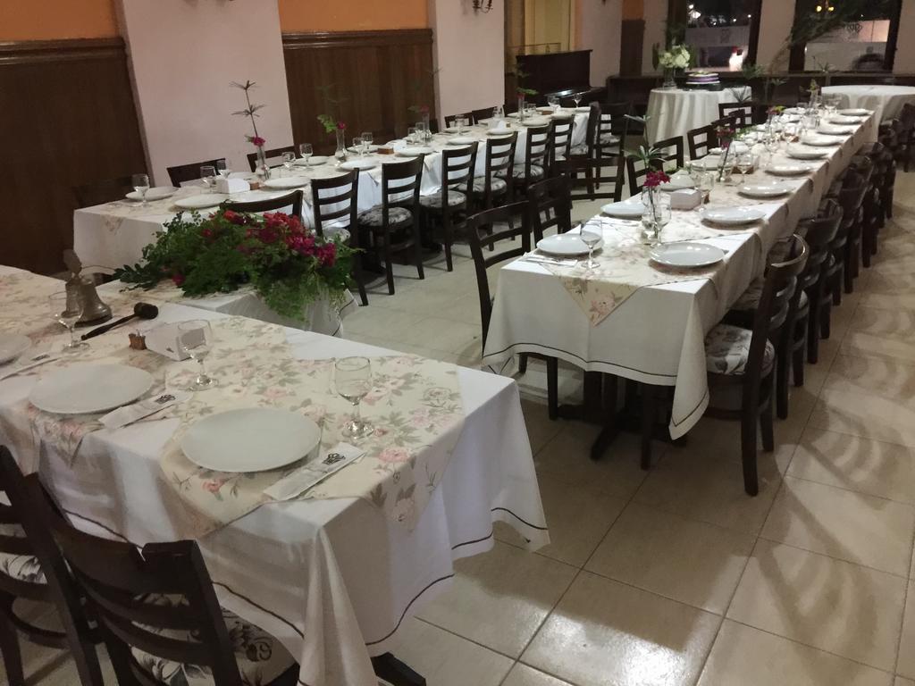 Palace Hotel קמפוס מראה חיצוני תמונה