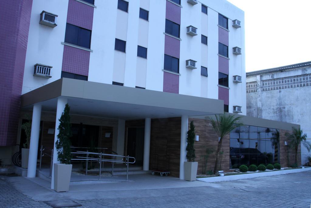 Palace Hotel קמפוס מראה חיצוני תמונה